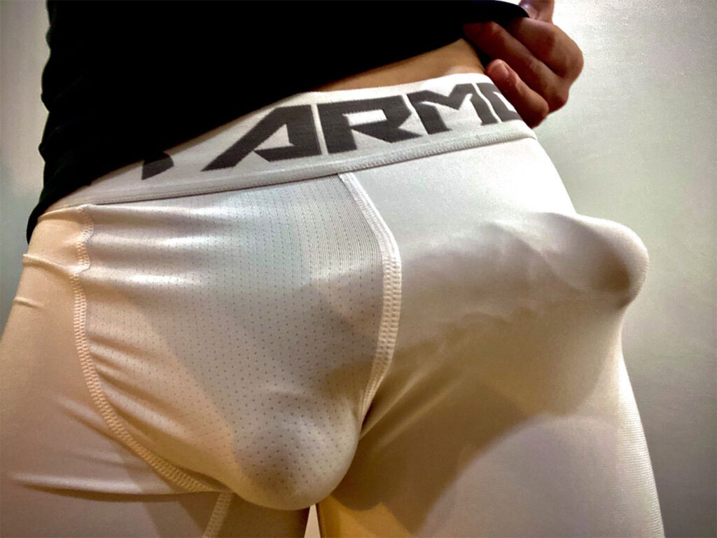 巨根パンツ写真