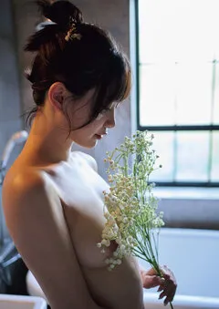 美谷朱音写真集 ラストシーン2