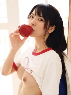 エッチないおっぱい写真２