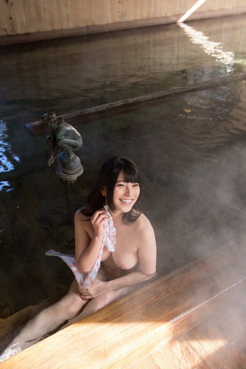 混浴温泉とヌード写真8