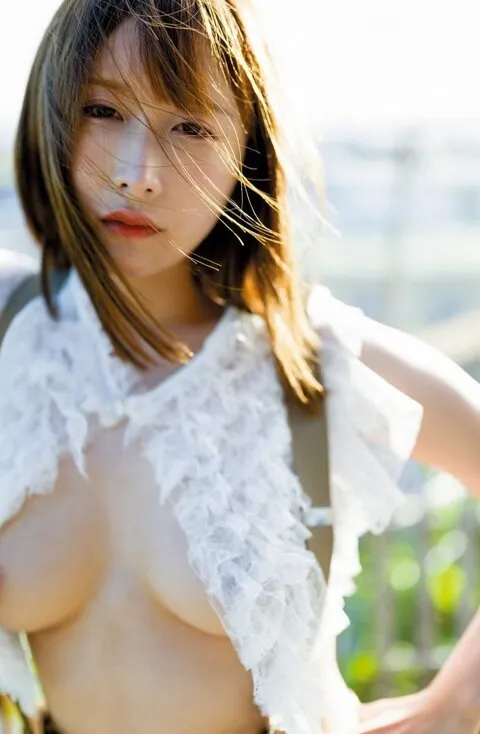 中の人のおっぱいの中サムネ